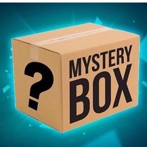 Christmas 🎄 Mystery Box